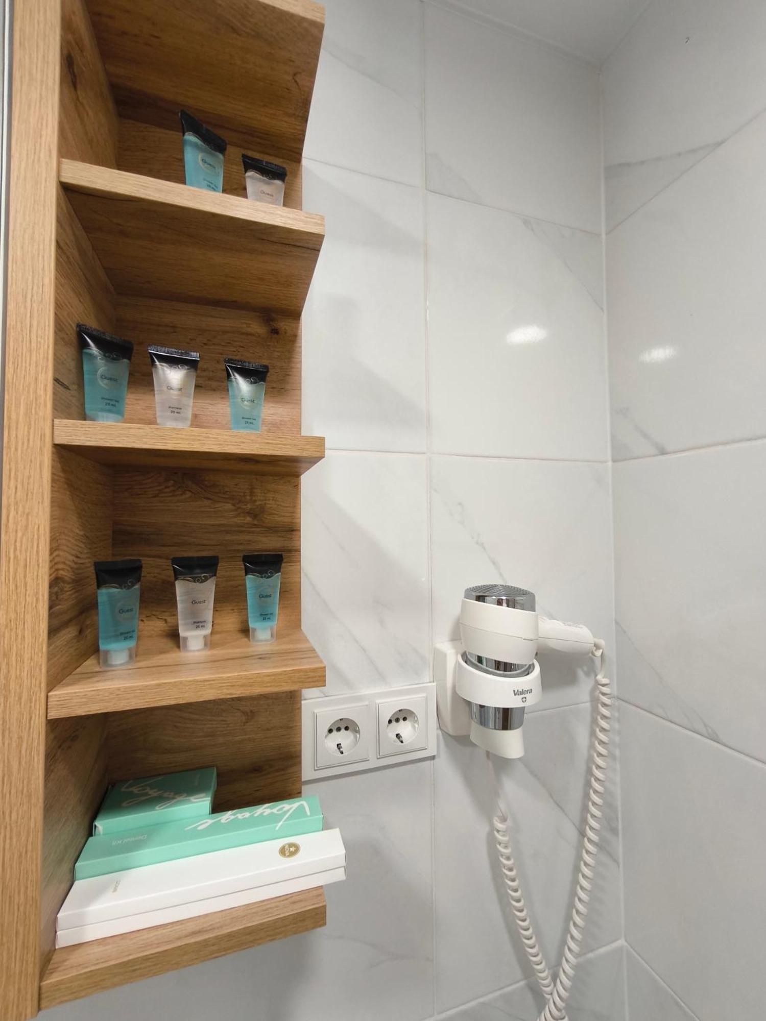 Tukas Apartment 马里扬泊列 外观 照片